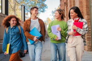 Les avantages pour les étudiants d'étudier à Amiens