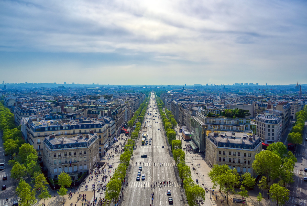 Acheter des murs commerciaux à Paris, pari patrimonial ou réflexe urbain ?